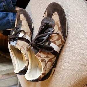 Coach brown tennis shoes 9.5